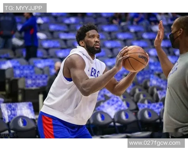 亨克与贝西克塔展开激烈对决谁能在这场比赛中笑到最后