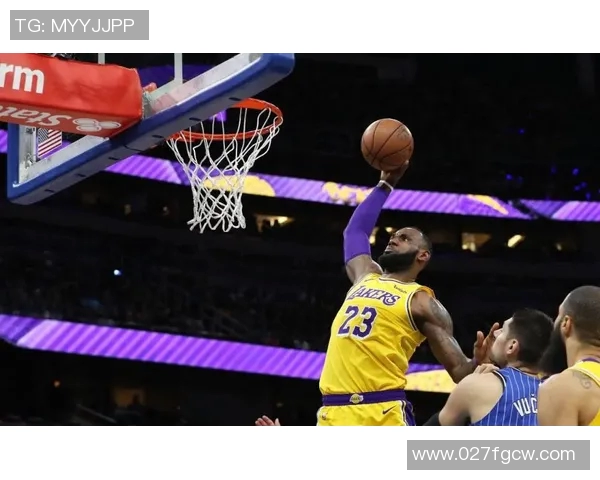 乔丹与马里昂的经典对决瞬间动图回顾展现篮球传奇的激情与技术