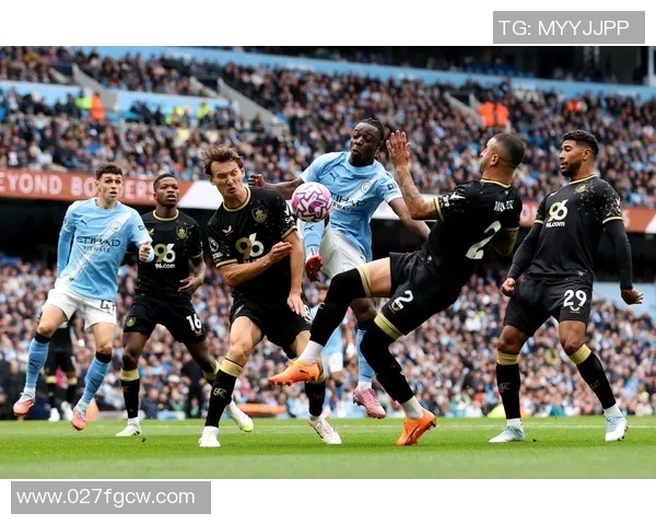 热刺与埃弗顿精彩对决比赛视频回顾及精彩瞬间分析